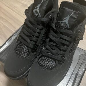 Jordan 4’s black cats size 12